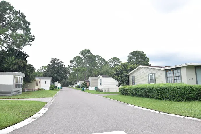 Countryside Village Manufactured Home Community Picture 6