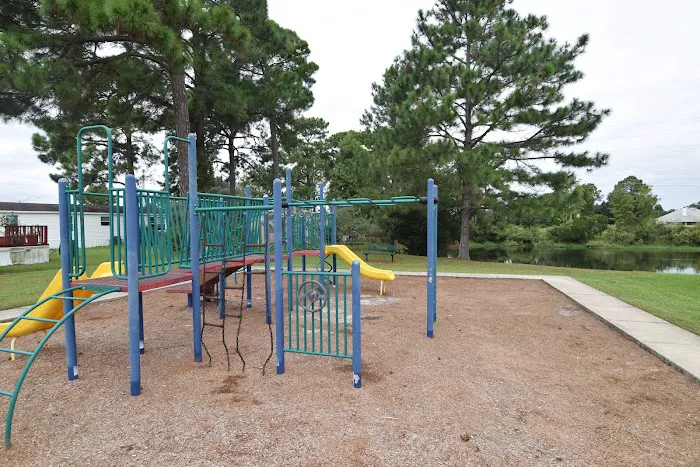 Portside at the Beaches Manufactured Home Community Picture 5