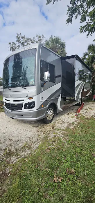 Sandpiper RV Park Picture 2