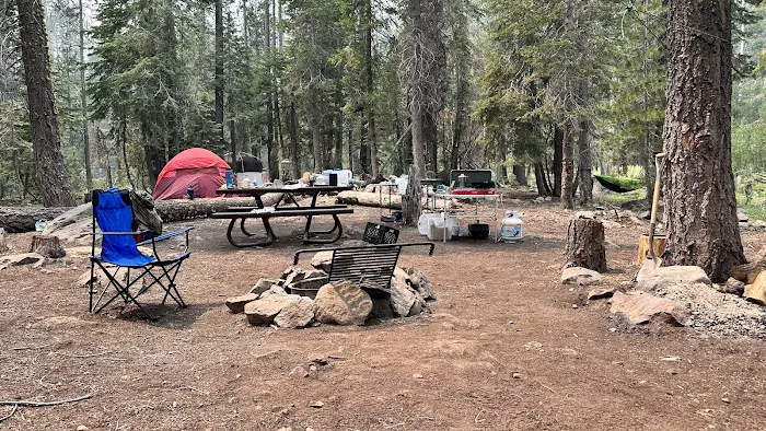 Rocky Knoll Campground Picture 10