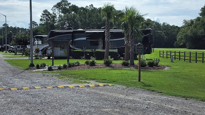 Eagle Hammock RV Park Picture 10