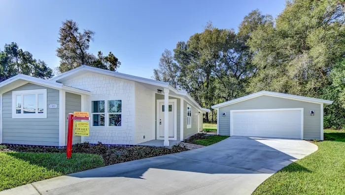 Lake Helen Villa Picture 6