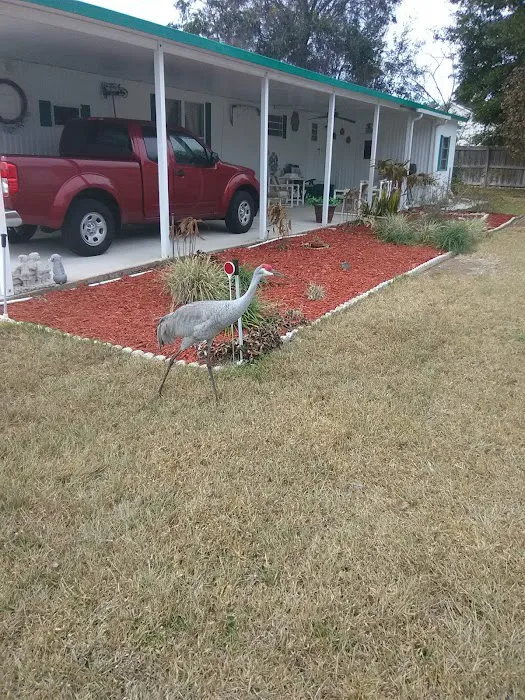 Lady Lake Mobile Home Park Picture 10