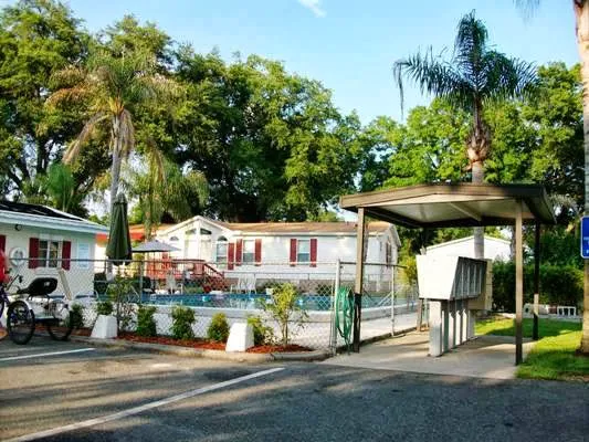 Sunshine Mobile Home Park Picture 7