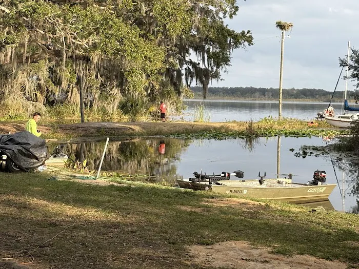Lakeside Haven RV Park Picture 7