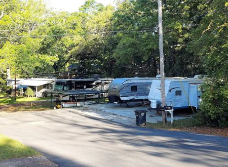 Winterhaven Court Mobile Home Park & RV's