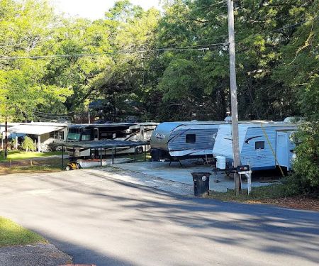 Winterhaven Court Mobile Home Park & RV's