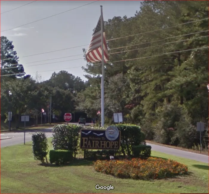 Winterhaven Court Mobile Home Park & RV's Picture 4