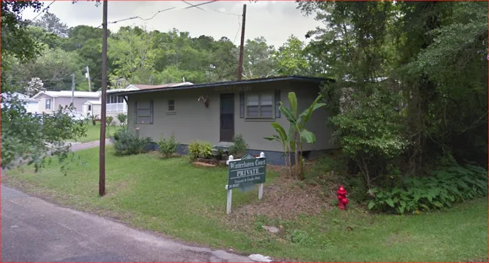 Winterhaven Court Mobile Home Park & RV's Picture 5