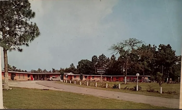 Plantation RV Trailer Park Picture 9
