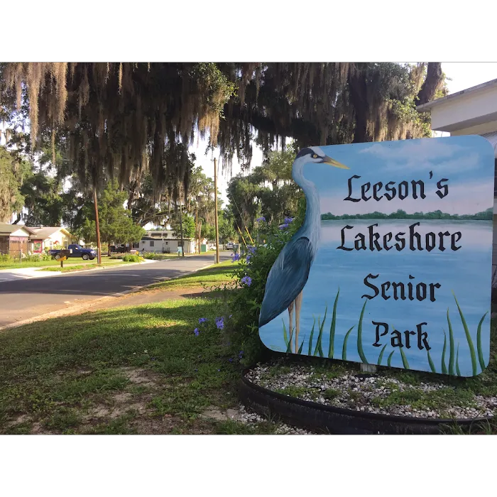 Leeson's Lakeshore MHC Picture 8