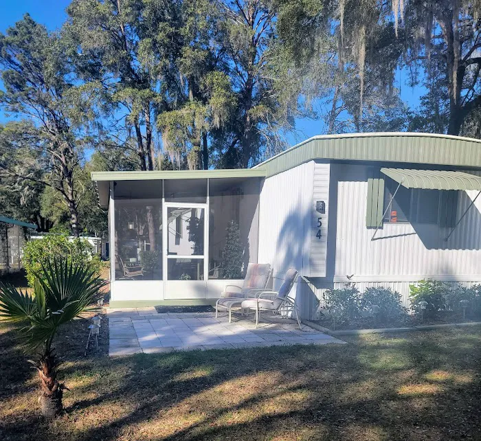 Oasis Mobile Home & RV Park Picture 10