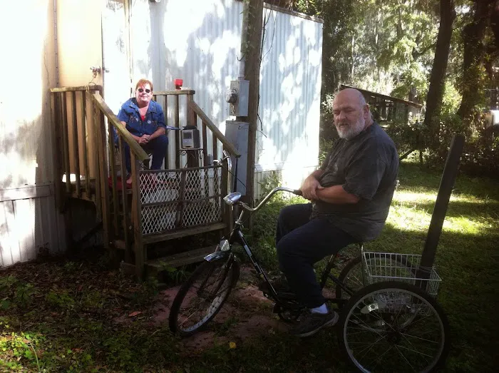 River Oaks Mobile Home Park Picture 4