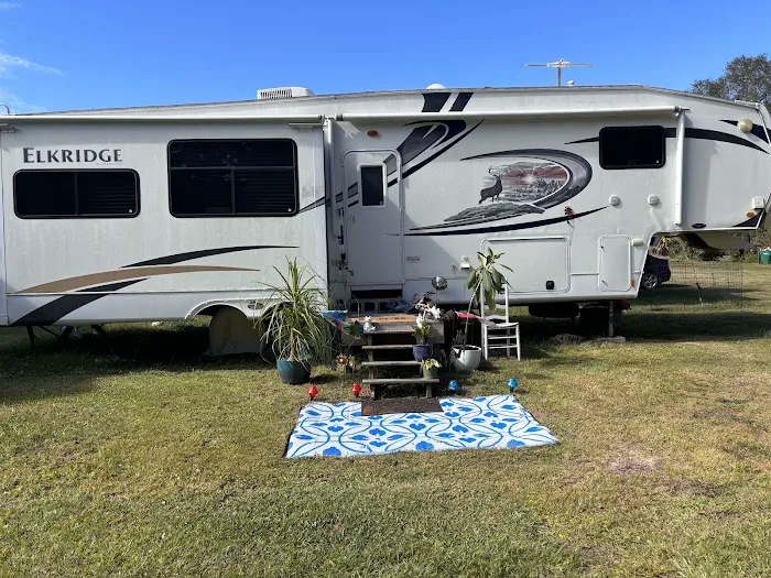 Roamin' Home RV Park Picture 4