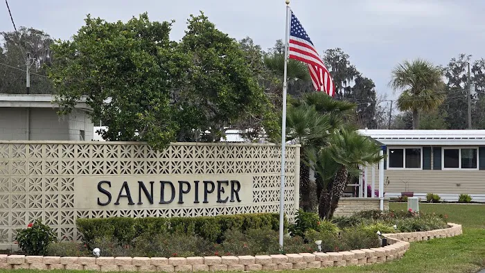 Sandpiper Mobile Home Park Picture 2