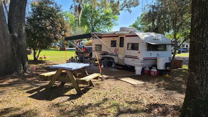 Kelly's Countryside RV Park Picture 3