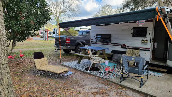 Kelly's Countryside RV Park Picture 4
