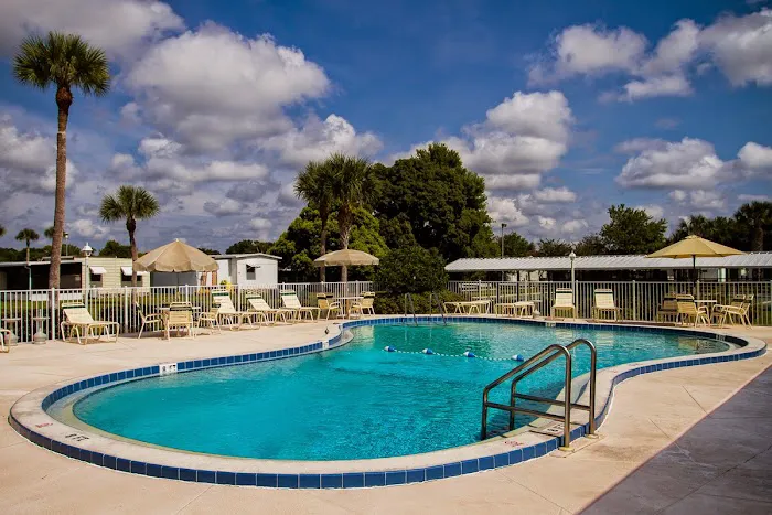 Quail Hollow Mobile Home Park Picture 9