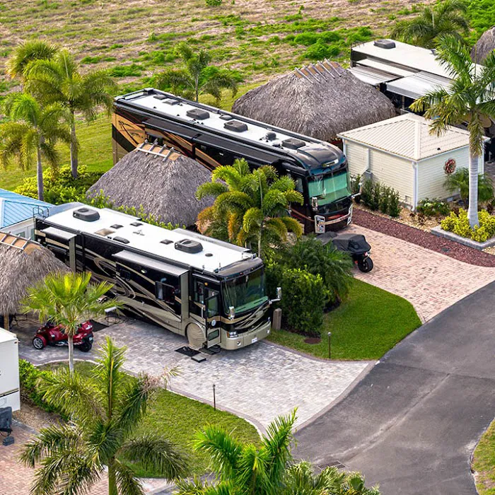 Silver Palms RV Resort Picture 7