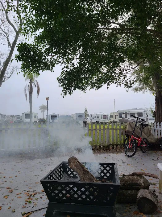 Starlite RV Park Picture 5