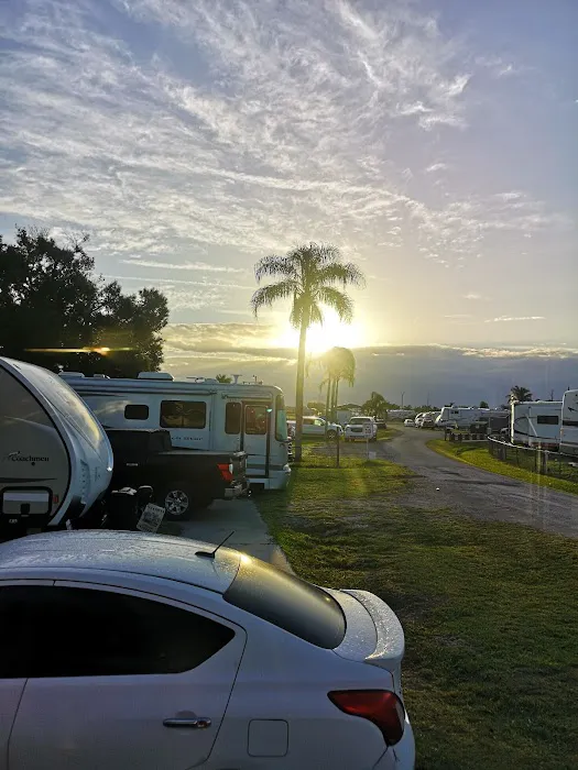 Starlite RV Park Picture 1