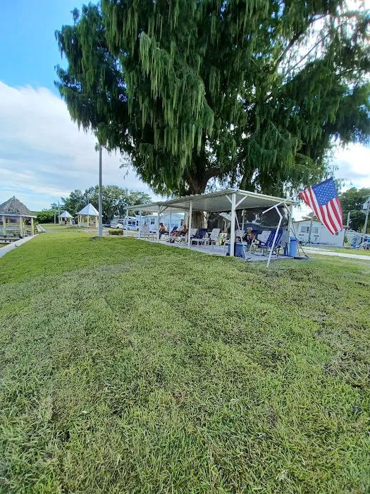 Eagle Harbor Mobile Home & RV Park Picture 7