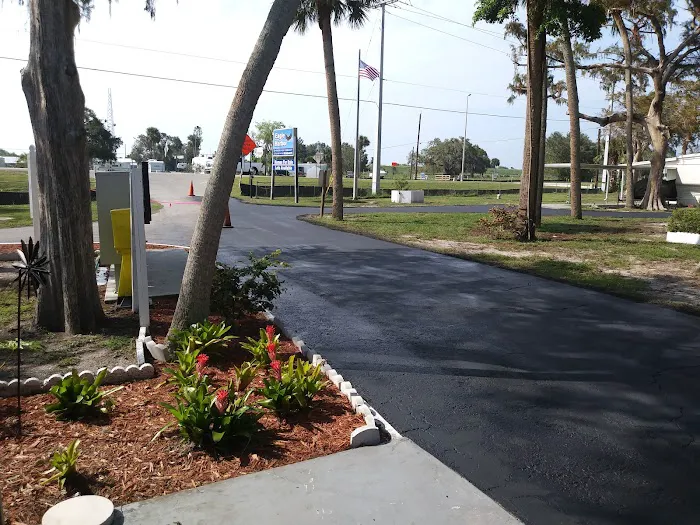 Eagle Harbor Mobile Home & RV Park Picture 8