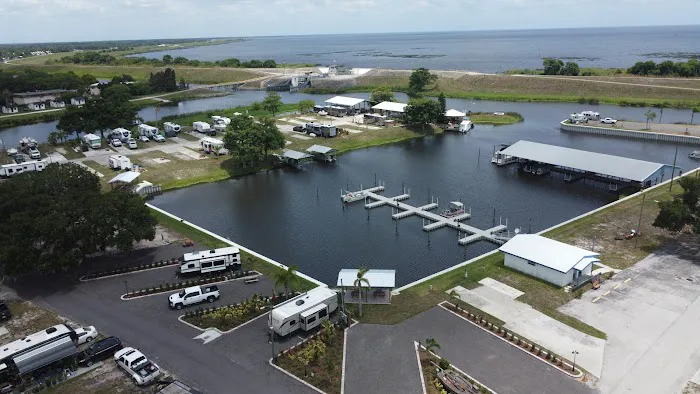 Taylor Creek RV Resort Picture 6