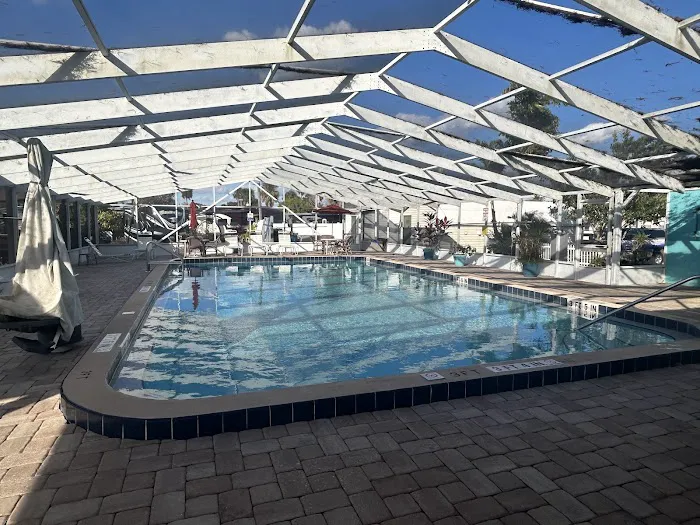 Zachary Taylor Waterfront RV Resort Picture 8