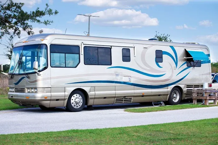 Butch's Fishcamp & RV Park Picture 8