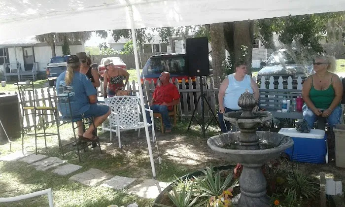 Butch's Fishcamp & RV Park Picture 10
