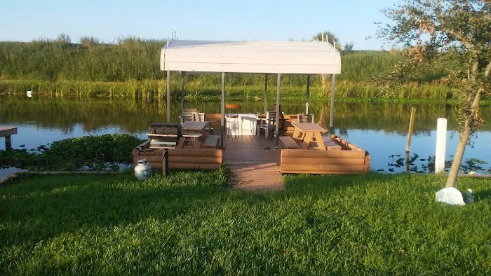 Lakeside Village RV Resort Picture 4