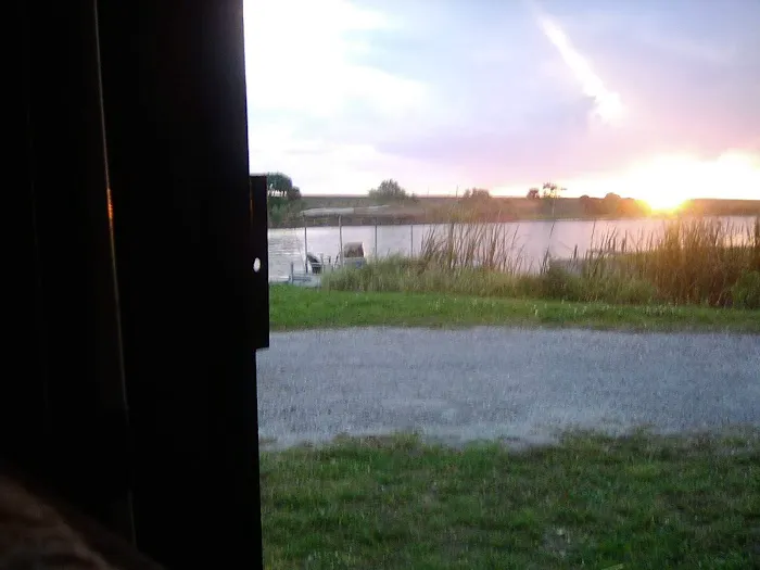 Canal Side Manor RV Park Picture 1