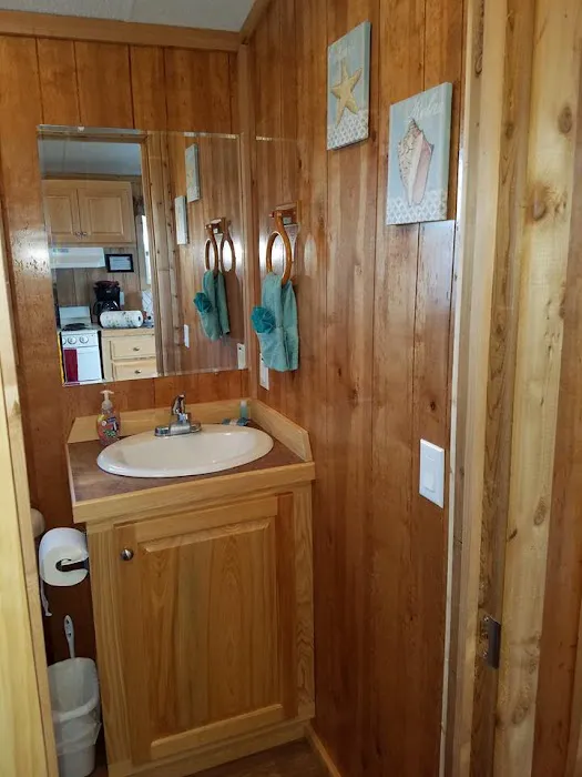 Barlow's RV and Fish Camp Picture 8