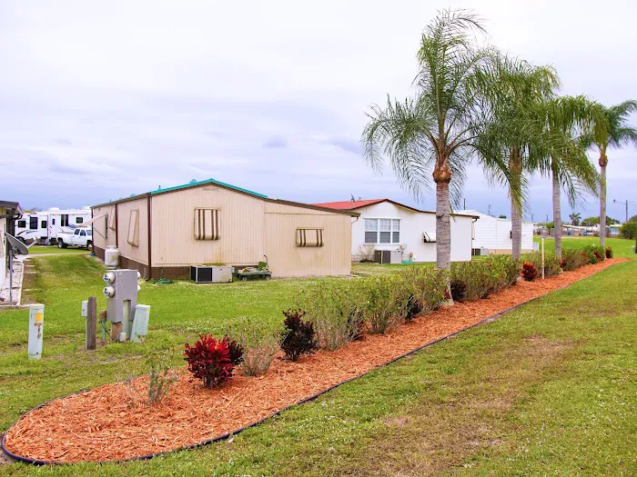 Mayberry's Mobile Home & RV Park Picture 8