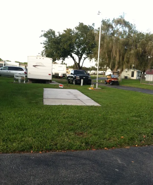Okeechobee Lake RV Park Picture 9