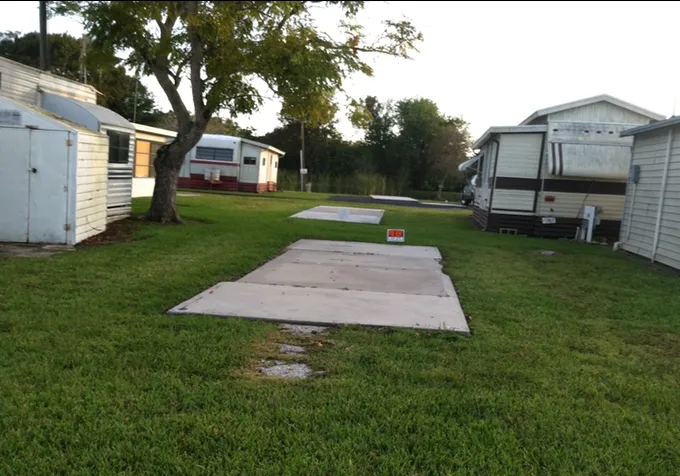 Okeechobee Lake RV Park Picture 8