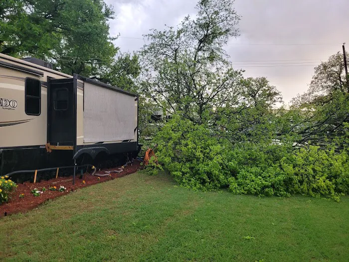 Lakeview RV Park Picture 7