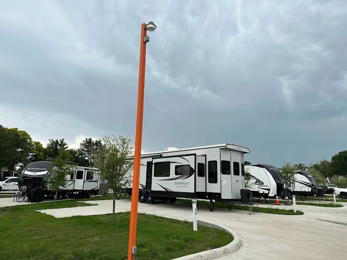 Aledo Acres RV Park Picture 10