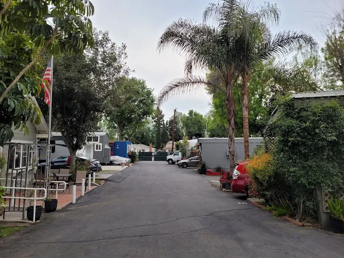 Arbor Mobile Home Park Picture 10