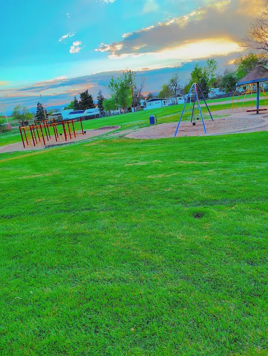 Highview Mobile Home Community Picture 3
