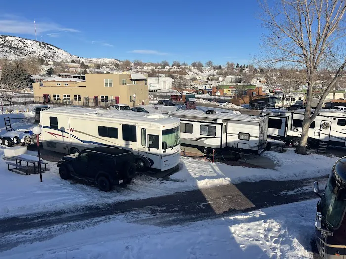 Dakota Ridge RV Park Picture 3