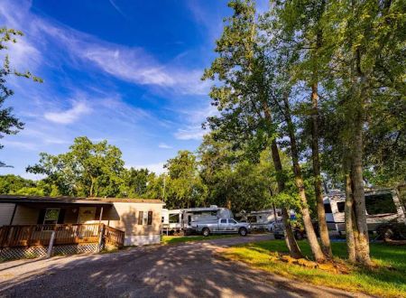 East Lucas RV Park