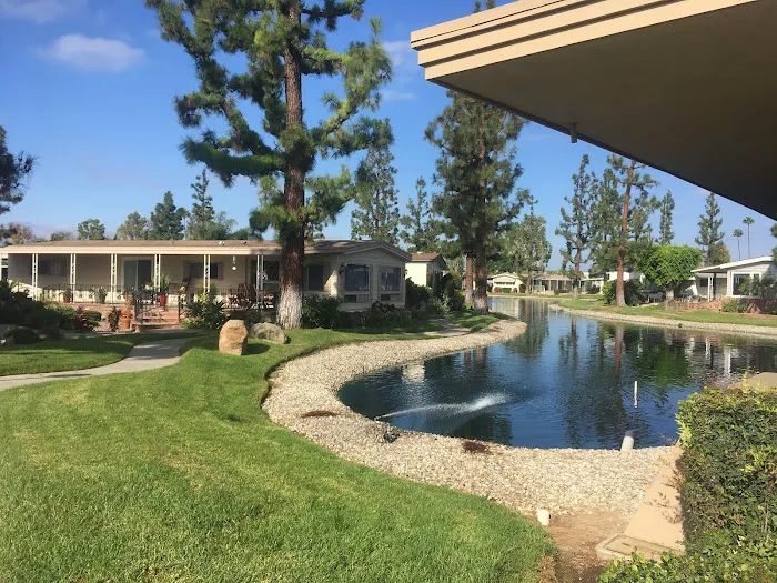 Lake Park La Habra Picture 3