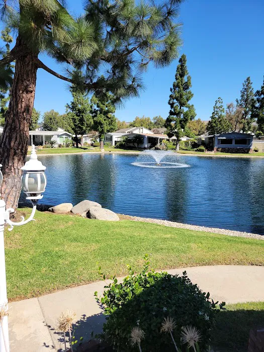 Lake Park La Habra Picture 1