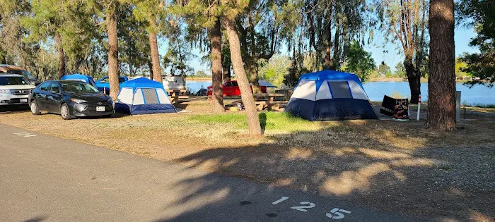 T - Island Campground Picture 4