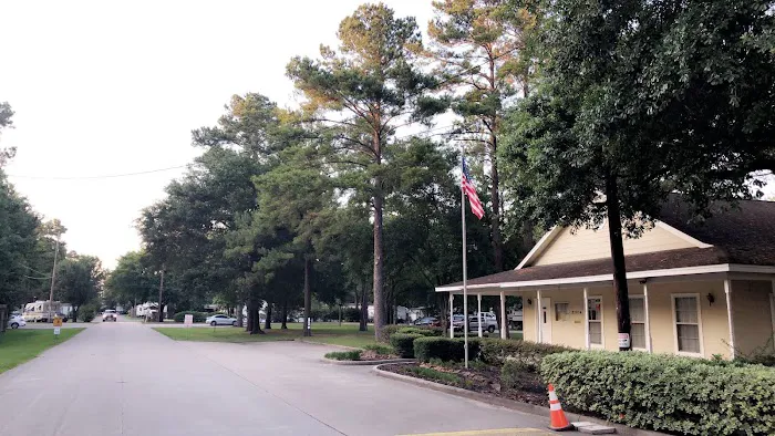 Spring Oaks Mobile Home & RV Prk Picture 9
