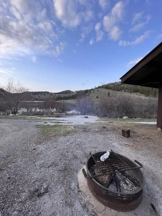 Chopaka Lake Campground Picture 4