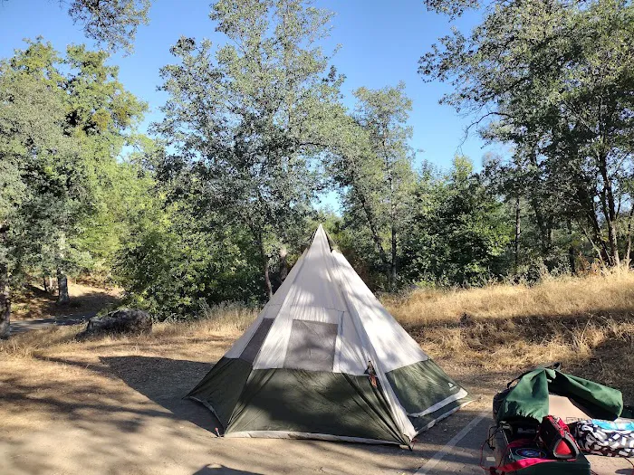 Lower Jones Valley Campground Picture 3