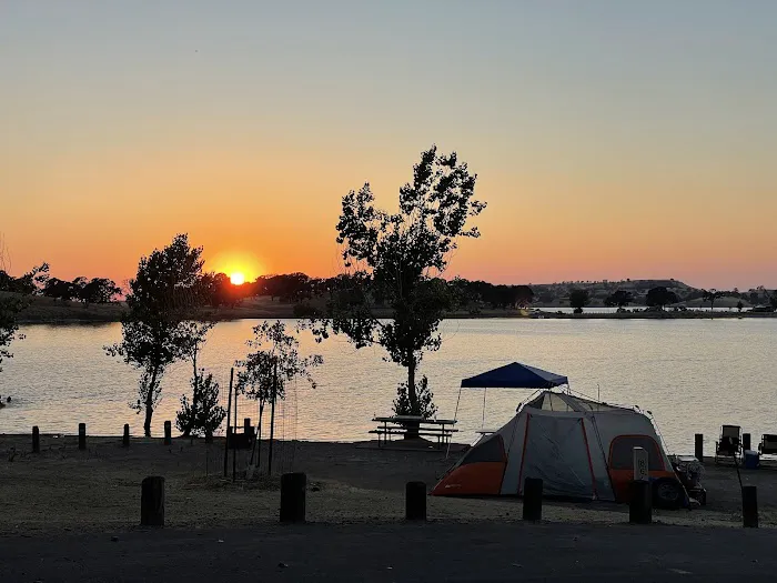 Camanche Lake Blue Oaks Campground North Shore Picture 8